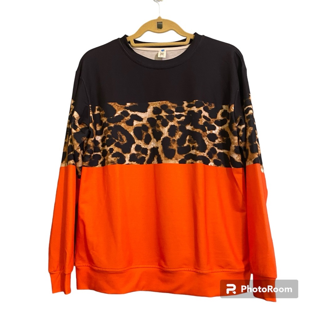 NWOT Pixie Lady Animal Print Black Orange Color Block Long Sleeve Pullover Sz S